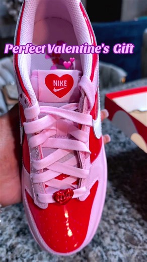 These Valentine’s Day Nike Dunks 🔥 👟🌸💗 yeah… immediately add to cart 🛒 #valentinesdunks2026 #sneakerheadvibes #addtocart #pinkdunks