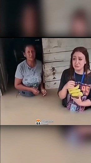 Reporter Breaks down In Tears After A Selfless Act By Flooding Victim