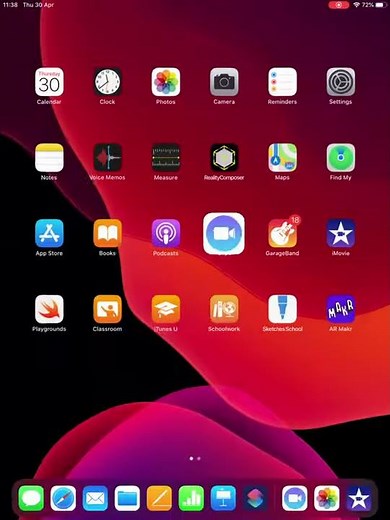 Clips tips: Adding Live Captions (iPad tutorial 2020)