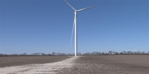 100 wind turbines to be taken down and replaced in Mart, Texas