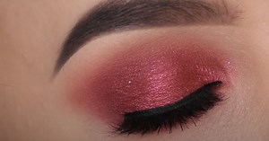 Gorgeous DIY Red Eye Makeup Tutorial