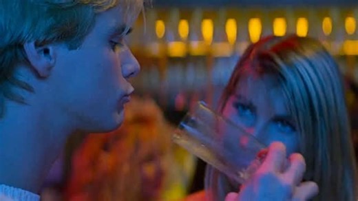 250K views · 6K reactions | Rated PG despite the central themes of the movie being sex-related. During a s*x scene, there is n*dity when #GeenaDavis’s breasts are briefly visible during a scene transition. Her bathing suit top also is see-through. A recurring joke through the movie is how her character (Valerie) hasn’t had s*x in two weeks. • Earth Girls Are Easy | Chrovies | Facebook