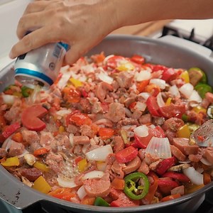 La mejor receta de Discada 100% Norteña super deliciosa.. 😍🤤🍲🍺 Sígueme en: El Saborcito Rojo #RecetaMexicana #Discada | El Saborcito Rojo