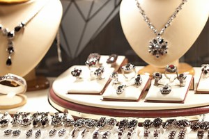 The Best Jewelry Stores In Houston | Local-Favorite Diamond Experts & Artisans
