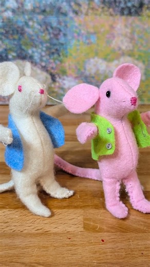 These cute Mice discover a fun Easter surprise! #easter #shorts #bunny