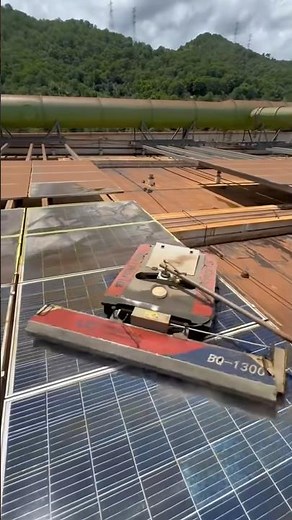 Smart Machine for Efficient Solar Panel Cleaning #satisfying ‪@MNnhattech‬