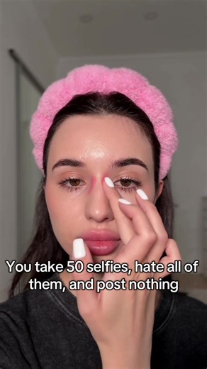 Face shape - this literally explains everything 💫✨@Epicabeautyapp Your face shape is the key to understanding which makeup actually works for you! Once you know it, everything just clicks. Epica Beauty analyzes your face shape and gives you customized tips that make sense. Game changer fr 🔥 #makeuptok #makeuhacks #makeuptipsandtricks #makeupartist #makeupforbegginers Keywords:face shape, what is my face shape, face shape types 2025, determine your face shape, face shape guide, oval round heart