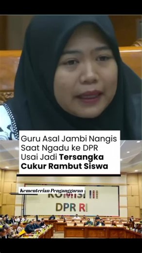 KEPENG on Instagram: "Tri Wulansari, guru SD asal Muaro Jambi, Jambi ini ditetapkan sebagai tersangka usai mencukur rambut siswanya yang melanggar. Pada Selasa (20/1), Wulansari mengadu kepada Komisi III atas kasus yang kini menimpanya. Tangisnya tak tertahan ketika Wulansari diancam oleh ayah siswanya. Wulansari menceritakan ia mencukur rambut salah seorang siswa lantaran dicat. Siswa itu tidak terima dan melontarkan kata-kata kasar kepada Wulansari. Spontan, Wulansari memukul mulut siswanya. S