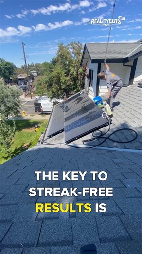Pros' Secret: Streak-Free Solar Panel Cleaning Hack