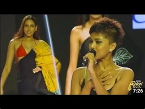 Manike Mage Hithe Live mashup performance by Yohani at Colombo Fashion week 2021 | Karan meena |