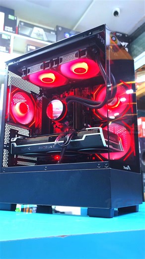 💣Gaming PC Build in 217K💸💸 Specifications Below 👇 ✅CPU: Ryzen 5 7500F ✅Motherboard: MaxSun CHALLENGER B650m Wifi ✅Ram: 16GB 4800 MHz DDR5 Ram ✅CPU Cooler: THUNDER 240MM Liquid Cooler ✅Case: Thunder Black Fox with 3 Infinity Fans ✅GPU: XFX Radeon RX 6750 GRE 12GB ✅PSU: Thunder TGS-750 80 Bronze ✅Storage: SK-Hynix 512GB Gen4 NVME . Total Build Cost 217K 💸💸 . ❓Would you like to have a similar Taylor made custom PC for yourself? Feel free to reach us through: Instagram: amdhousepk TikTok: amdh