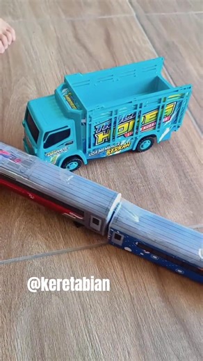 Tutut kereta api lewat #shorts