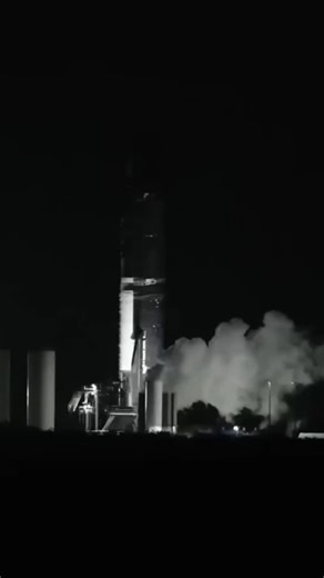 Joey Fresh | Massive Explosion Rocks SpaceX’s Starbase Today, chaos unfolded near Starbase City, Texas as a huge explosion erupted during a critical... | Instagram