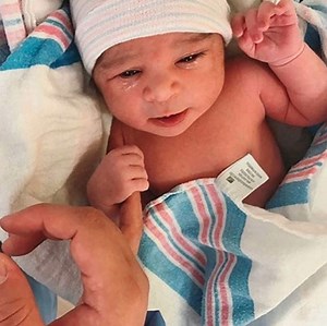 Dream Kardashian, Luna Stephens and More Celebrity Babies Who Made Their Debuts on Instagram in 2016! - Life & Style | Life & Style