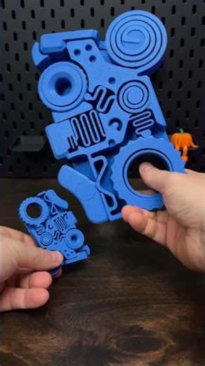 3D Printed Seven in one launchable GIANT fidget toy!