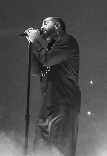 Drake – Passionfruit (2017) Concert Highlights and Tour Notes