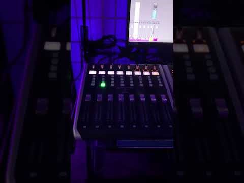 Behringer X-Touch Extender Walkthrough