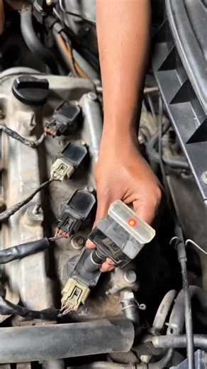 How to test ignition coil by DIY tools? #trucksofinstagram #dieselmechanic #cummins | Mechanic Bob