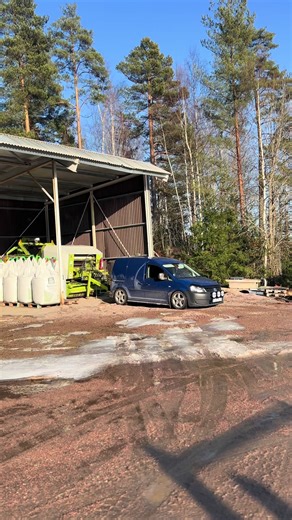 Dra bal press med caddyn #dee500 #finbilen🤟🏻💃💃💃🥰🥵🥵🥵 #16tdi #caddy #vwcaddy