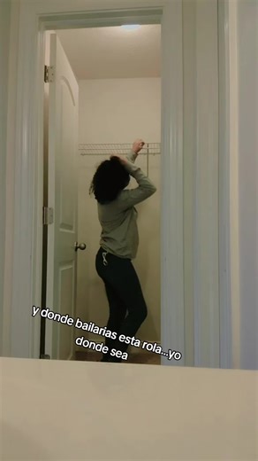 Paz Eve (@gabrielapazcolochita)’s videos with Young Lover - Remastered - Cocoa Tea