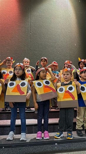 Cuteness overload! 🦃💫 The Ocean View Elementary kindergarteners put on the most adorable Thanksgiving performance, complete with handmade turkey outfits, singing, dancing, and sharing what they’re thankful for🧡 #ASDShineBright #Thanksgiving #Kindergarten #TurkeyTime #GratefulHearts #Alaska | Anchorage School District