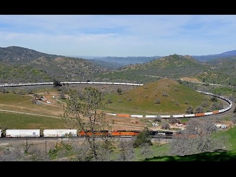 Tehachapi Loop in Green and in 4K!
