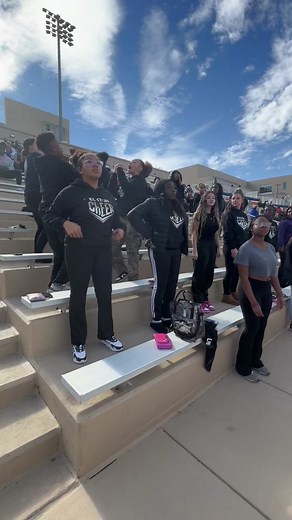 We’re Who You Wanna Be #MSUstyle #elktoncheer #elkton #marylandcheer #marylandcheerleading #cheer #cheerleading #cheerleader #football #footballcheer #morganstate #morgan #morganstateuniversity #morganstateuniversity🧡💙 #msu #orangeandblue #purpleandgold #collegefootball #gethype #collegecheer #stunts