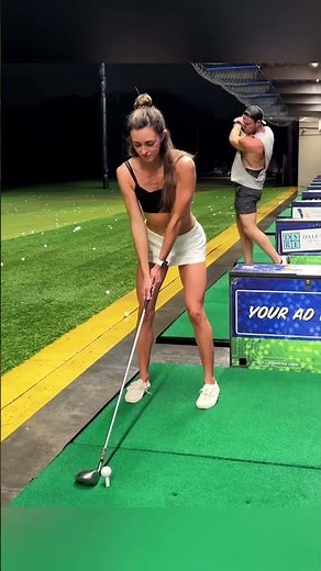 Keep your eyes on the prize👀 #golf #golfswing #fun #fuuny