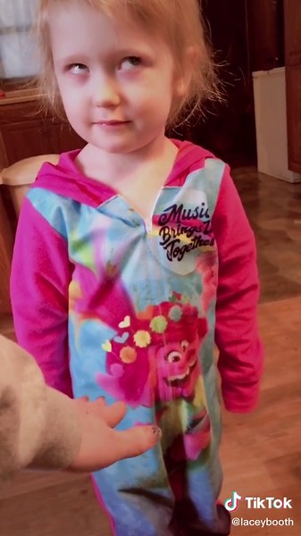 Put your hand out and see what your child does....mine just gives me evil looks! Lol 😂