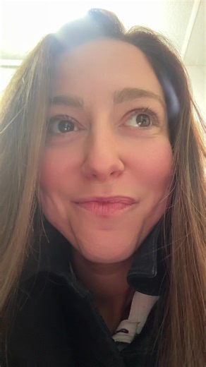 I feel freeeeeeeee Thank you friends ♥️💃🏻 you know who you are ❤️‍🩹 #sobertok #dv #free #fypage #sobrietyjourney