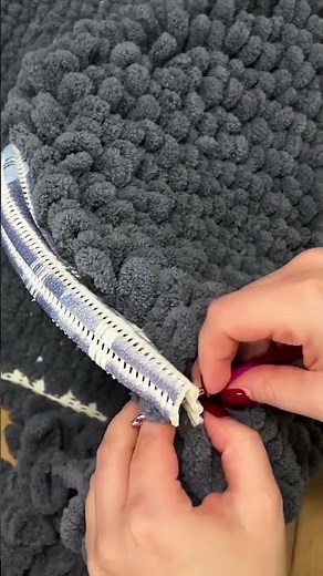 CROCHET MARKET → link in BIO | Easy Loop Yarn Bathroom Rug Tutorial