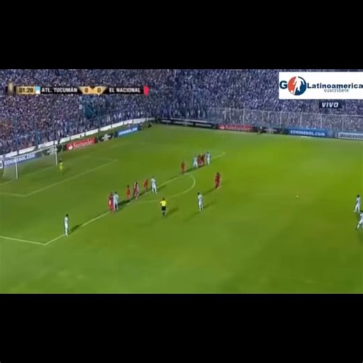 🌎 EL PRIMER GOL INTERNACIONAL DE ATLÉTICO TUCUMÁNEl Decano marcó su primer gol en torneos Conmebol en la ida de la fase previa de la Copa Libertadores. ⚽El tanto lo convirtió Fernando Zampedri tras un tiro libre ejecutado por Luis Miguel Rodríguez ante El Nacional.El encuentro finalizaría 2-2, en el inicio de una histórica participación internacional para Atlético Tucumán.