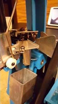 Spent Primer Trick Dillon 550B