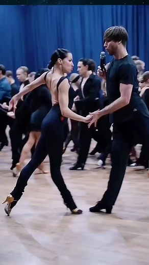 Rumba basic steps 🎈#dance #dancer #learndance #dancetutorials #ballroom #latin #foryou