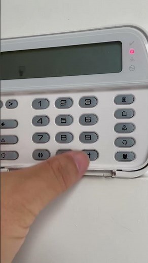 DSC pc1832 changing the installer code