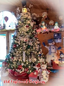 4.9K views · 375 reactions | Christmas At My House❤️ All of my trees change from year to year, but my snowman tree is my favorite... I’ve collected for many years for it. Every ornament (and there’s probably 300+ of them 浪) has a memory attached to it.❤️❤️☃️ | Old Fashioned Christmas | Facebook