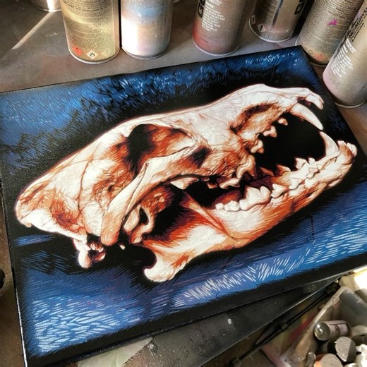 European wolf skull spray paint time lapse video #spraypaintart #timelapseart #skullart #canvasart