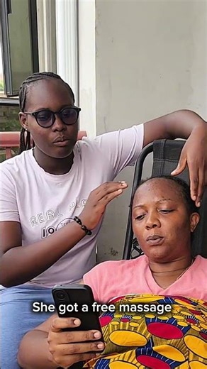 She got a free massage 💆‍♂️