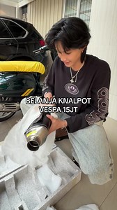 Baru knalpot yang dateng, tar kalo udah gabisa sibuk gue cicil lagi part nya wkwk #knalpotracing #akrapovic #vespa