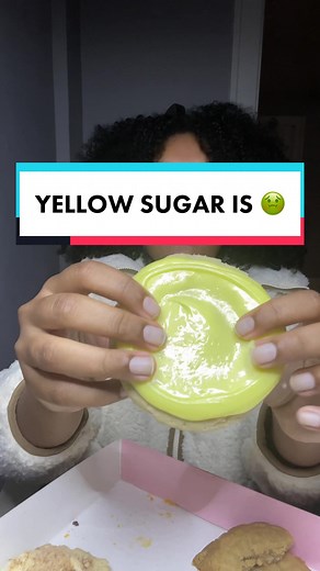 Minion Week: Yellow Sugar Cookie Review