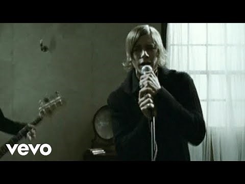 Interpol - No I In Threesome