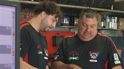 In Canada's automotive capital, this auto shop can't find enough technicians