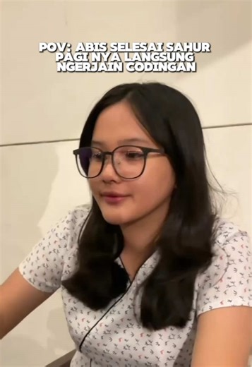 😭habis saur ngide banget buka codingan alhasil merah semua #coding #error #blackboxai #it #anakit