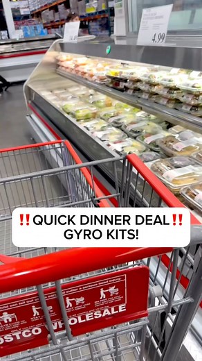 ‼️QUICK DINNER DEAL‼️ 🤩 Grab one of these Gyro Kits for an easy lunch and dinner meal ready to go! Delicious and fully cooked with all toppings plus sauce! Available now at @Costco nationwide for $6.49/lb, about $20 per Gyro Kit! 🥙 . ✅ Gyro Kit includes: • 6 Artisan Pita Breads • Premium gyro meat (beef/lamb) • Tzatziki sauce • Chopped romain lettuce • Diced onions • Tomato/cucumber blend • Crumble feta . 🛒 Add it to your cart for your next lunch, dinner, or party! Find it in the deli section