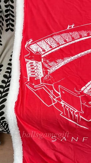 Perfect gift for football lovers! | Ballgifts