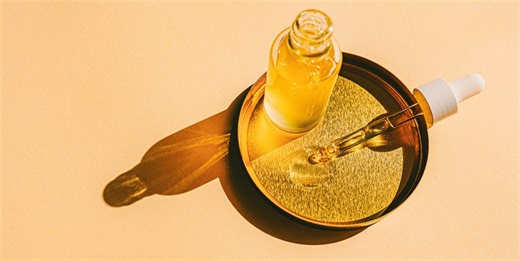 Does rubbing castor oil in your belly button help you de-bloat?