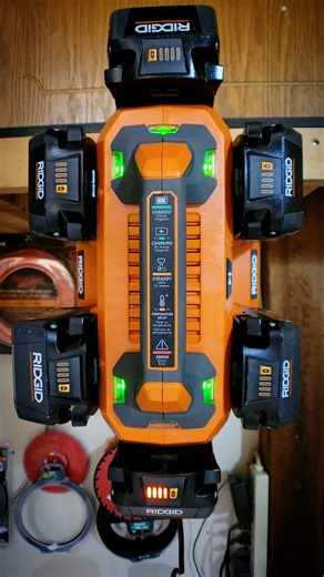 Power up your tool collection with the 18V 6-Port Sequential Charger and get back to your job faster than ever before with 2X faster charging, at 30 min charge per port. Shop now >> bit.ly/4iq1C2e Expand your tool collection with tools backed by the 𝗜𝗡𝗗𝗨𝗦𝗧𝗥𝗬’𝗦 𝗕𝗘𝗦𝗧 Lifetime Service Agreement: Free Batteries. Free Parts. Free Service. 𝗙𝗢𝗥 𝗟𝗜𝗙𝗘. #BuildForALifetime 📸: Luke Hacker | RIDGID Power Tools