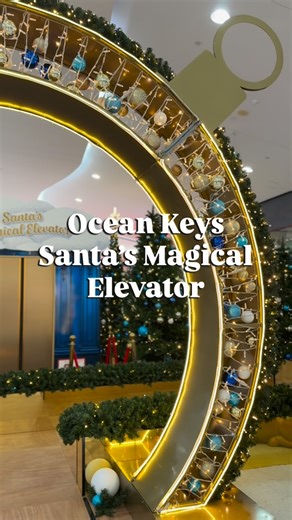 Kat / Perth mum & Social Media Manager on Instagram: "📍 Ocean Keys - Santa’s Magical Elevator Ocean keys just leveled up Santa photos this year with a magical elevator experience to send you straight to the North Pole! Step inside the elevator as you travel to the North Pole, ring the door bell as Santa’s helpers greet you and snow falls down as you step inside his world! The whole experience is actually pretty magical, with the elevator actually going for a few minutes so you get to soak it up