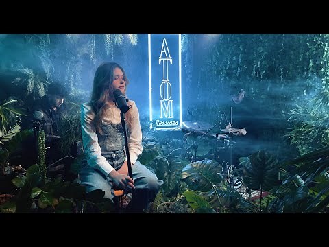 Nicole Wallace - Bella | ATOM Sessions