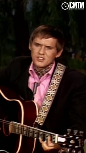 415K views · 10K reactions | Henson Cargill’s spooky 1968 hit that topped the charts! Did you know Henson Cargill made waves in 1968 with his unforgettable hit? ✨ #HensonCargill #1968Hits #MusicHistory | Country Music Time Machine | Facebook
